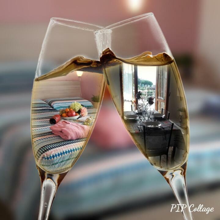 Apartment Aurora & Nicole Ideal Per Biker Con Terazza Vista Mare Parcheggio E Wi-Fi Gratuiti Pietra Ligure Kültér fotó